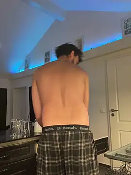 Snapshot of Gipsyboysteve chatting on March 22, 2026, 11:17 pm Gipsyboysteve online show from March 22, 2026, 11:17 pm