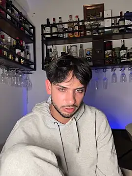 Snapshot of Gipsyboysteve chatting on March 17, 2026, 8:45 pm Gipsyboysteve online show from March 17, 2026, 8:45 pm