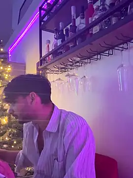 Gipsyboysteve online show from December 22, 2025, 7:47 pm