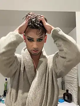 Snapshot of Gipsyboysteve chatting on March 28, 2026, 8:32 pm Gipsyboysteve online show from March 28, 2026, 8:32 pm