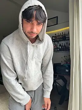 Snapshot of Gipsyboysteve chatting on April 2, 2026, 12:12 pm Gipsyboysteve online show from April 2, 2026, 12:12 pm