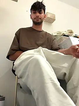 Gipsyboysteve online show from November 9, 2025, 4:00 pm