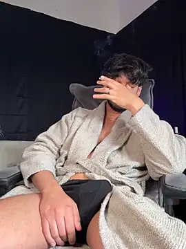 Snapshot of Gipsyboysteve chatting on April 13, 2026, 9:13 am Gipsyboysteve online show from April 13, 2026, 9:13 am