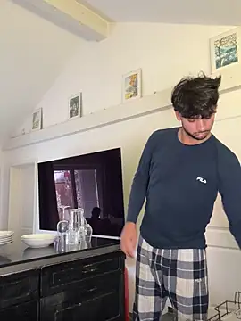 Snapshot of Gipsyboysteve chatting on March 17, 2026, 8:39 am Gipsyboysteve online show from March 17, 2026, 8:39 am