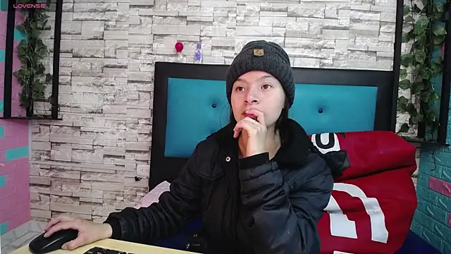 maily can online show from September 9, 2025, 12:25 pm