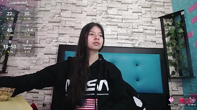 maily can online show from October 3, 2025, 12:39 pm