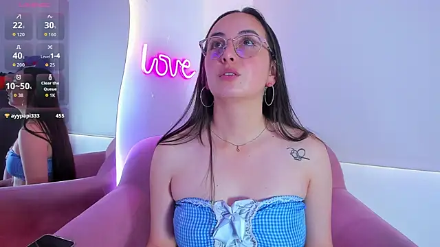 selene swee online show from September 16, 2025, 6:53 pm