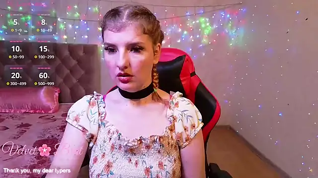 Snapshot of QueenInSilence chatting on November 30, 2025, 10:21 pm QueenInSilence online show from November 30, 2025, 10:21 pm