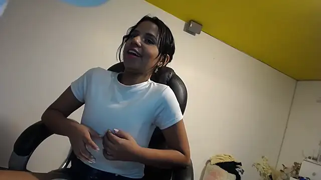 Snapshot of habdiela chatting on September 11, 2025, 4:34 am habdiela online show from September 11, 2025, 4:34 am