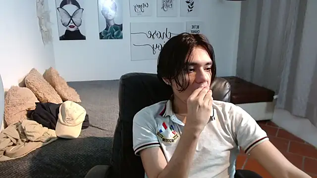 davoxer online show from October 17, 2025, 3:32 am