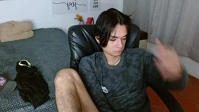 davoxer online show from October 4, 2025, 4:03 am