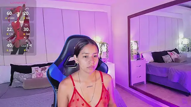 mia rousse25 online show from November 11, 2025, 12:33 pm