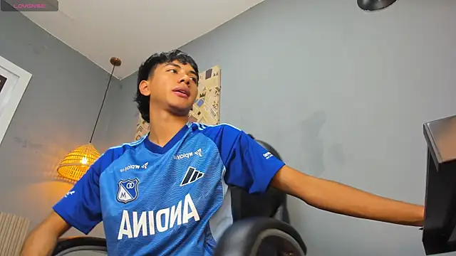 markbowie online show from December 16, 2025, 1:26 pm