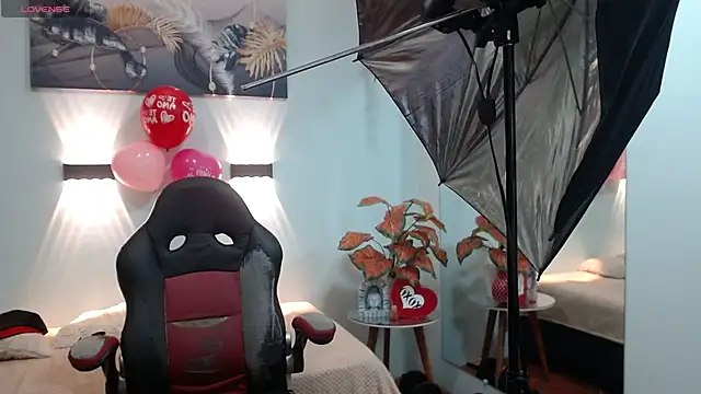 markbowie online show from February 11, 2026, 7:36 pm