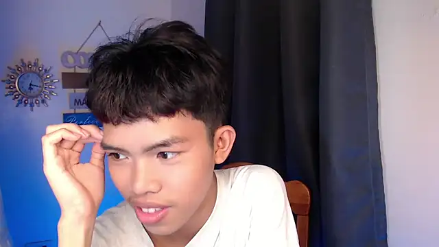 urcumjp online show from October 6, 2025, 3:46 pm