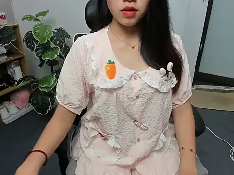 Snapshot of Xiao_cute chatting on October 2, 2025, 1:36 pm Xiao cute online show from October 2, 2025, 1:36 pm