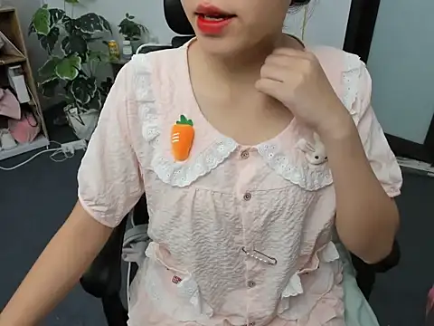 Snapshot of Xiao_cute chatting on September 22, 2025, 2:45 pm Xiao cute online show from September 22, 2025, 2:45 pm