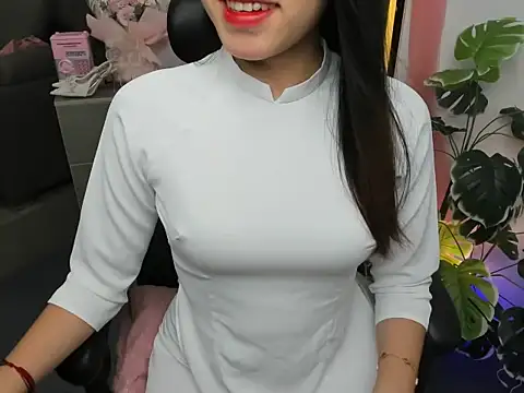 Snapshot of Xiao_cute chatting on October 14, 2025, 1:56 pm Xiao cute online show from October 14, 2025, 1:56 pm