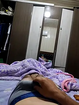 Snapshot of Gustavo198045 chatting on February 4, 2026, 3:12 am Gustavo198045 online show from February 4, 2026, 3:12 am