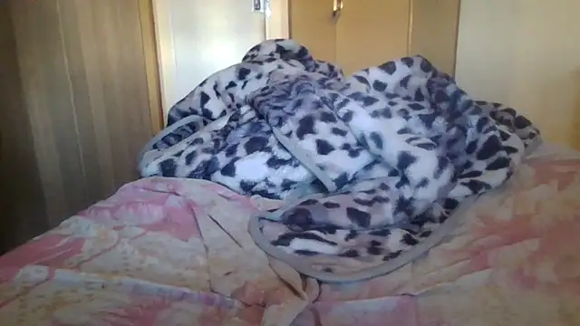 Snapshot of Ziphoo2 chatting on November 4, 2025, 4:22 pm Ziphoo2 online show from November 4, 2025, 4:22 pm