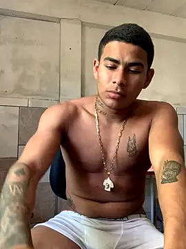 Snapshot of Novindot23cm chatting on November 4, 2025, 4:55 pm Novindot23cm online show from November 4, 2025, 4:55 pm