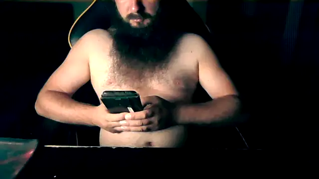 Snapshot of LondonMan1988 chatting on July 11, 2026, 9:59 pm LondonMan1988 online show from July 11, 2026, 9:59 pm