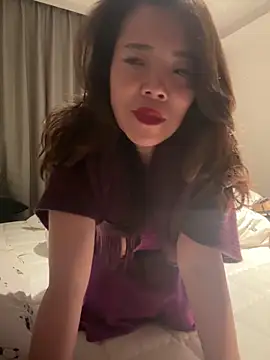 anna yngs online show from October 4, 2025, 1:34 pm