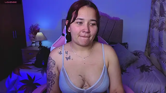 Leakitten online show from September 29, 2025, 11:43 pm