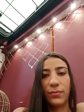 Snapshot of -juicy_ chatting on October 25, 2025, 10:21 pm -juicy online show from October 25, 2025, 10:21 pm