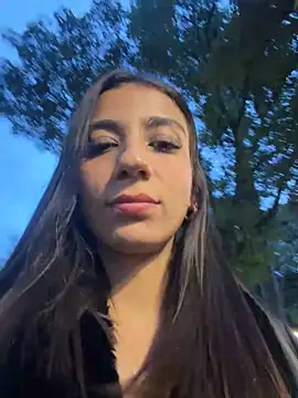 Snapshot of -juicy_ chatting on June 4, 2026, 11:09 pm -juicy online show from June 4, 2026, 11:09 pm