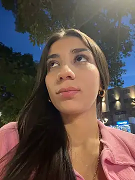 Snapshot of -juicy_ chatting on July 21, 2026, 11:39 pm -juicy online show from July 21, 2026, 11:39 pm
