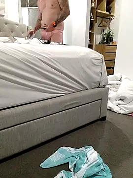 iamthepublickmasterbater online show from September 18, 2025, 4:37 am