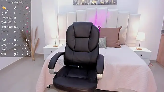 Kate rous online show from September 23, 2025, 3:46 am