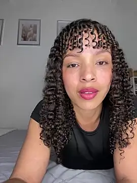 Yasmin777  online show from April 13, 2026, 12:14 am