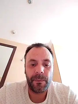 manchego85 online show from October 8, 2025, 4:40 pm