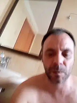 manchego85 online show from April 12, 2026, 3:37 pm