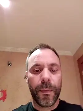 manchego85 online show from September 23, 2025, 8:05 pm