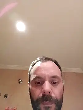 manchego85 online show from September 29, 2025, 8:58 pm