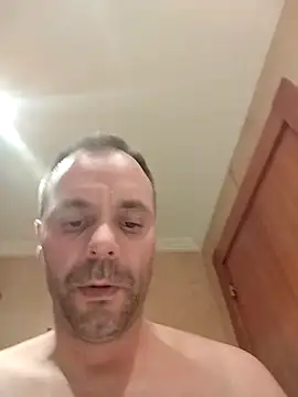 manchego85 online show from September 14, 2025, 2:34 am