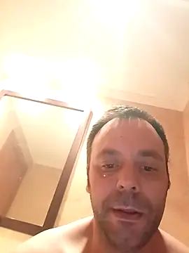 manchego85 online show from March 16, 2026, 11:07 pm