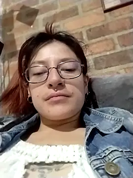  Alaskamisa online show from October 5, 2025, 10:44 pm