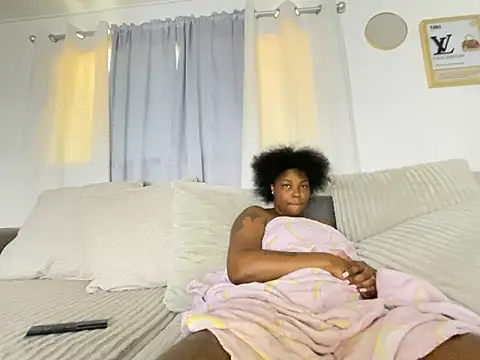 Snapshot of Bleuk chatting on April 2, 2026, 6:03 pm Bleuk online show from April 2, 2026, 6:03 pm