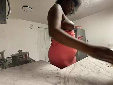 Snapshot of Bleuk chatting on April 9, 2026, 10:27 pm Bleuk online show from April 9, 2026, 10:27 pm