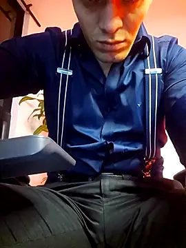 Snapshot of ALPHA_DOMINUS_ chatting on June 19, 2026, 4:07 am ALPHA DOMINUS online show from June 19, 2026, 4:07 am