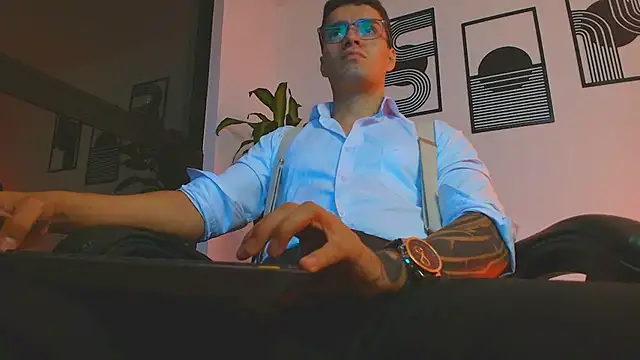 ALPHA DOMINUS  online show from June 16, 2026, 4:12 am