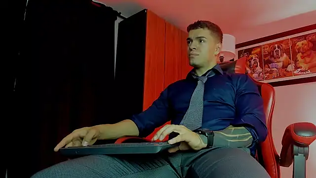 ALPHA DOMINUS  online show from February 12, 2026, 4:23 am