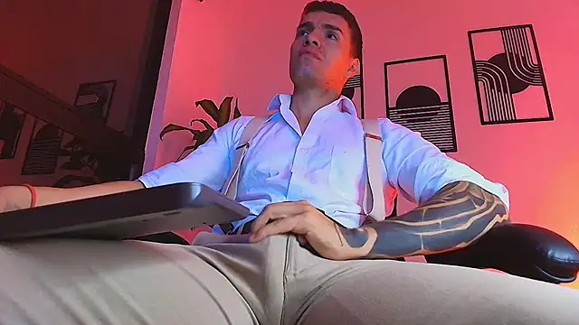 Snapshot of ALPHA_DOMINUS_ chatting on July 1, 2026, 3:51 am ALPHA DOMINUS online show from July 1, 2026, 3:51 am