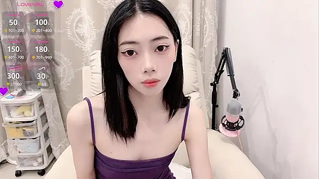 Snapshot of tuantuanle chatting on June 27, 2026, 3:51 pm tuantuanle online show from June 27, 2026, 3:51 pm