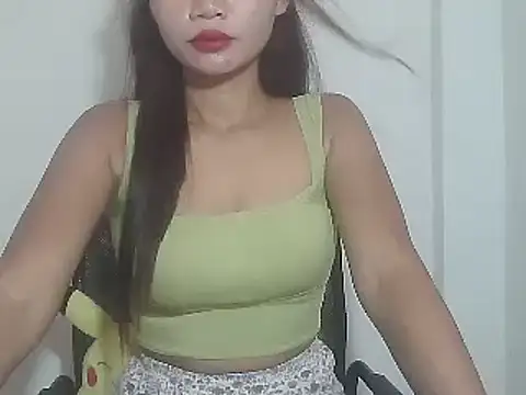 pretty asian xx online show from May 31, 2026, 12:27 am
