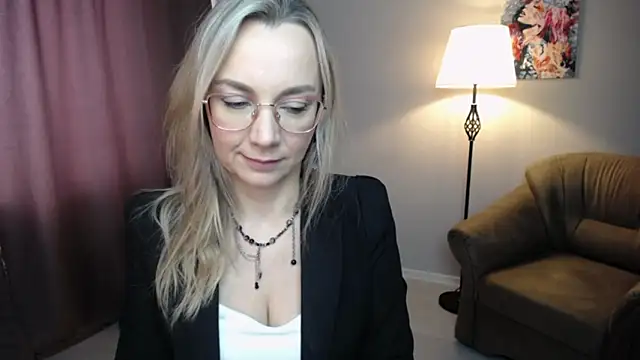 Ava Elior online show from February 23, 2026, 11:11 am